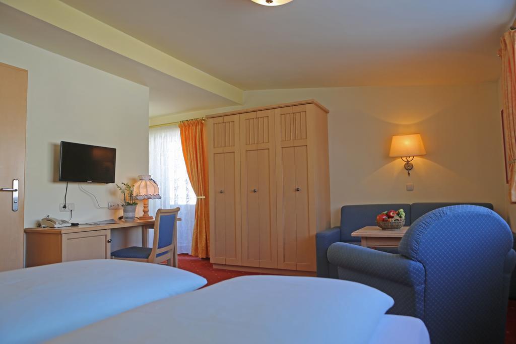 Hotel - Restaurant Gosauerhof 3*