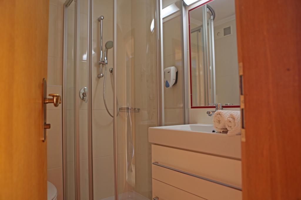 - Restaurant Gosauerhof 3*